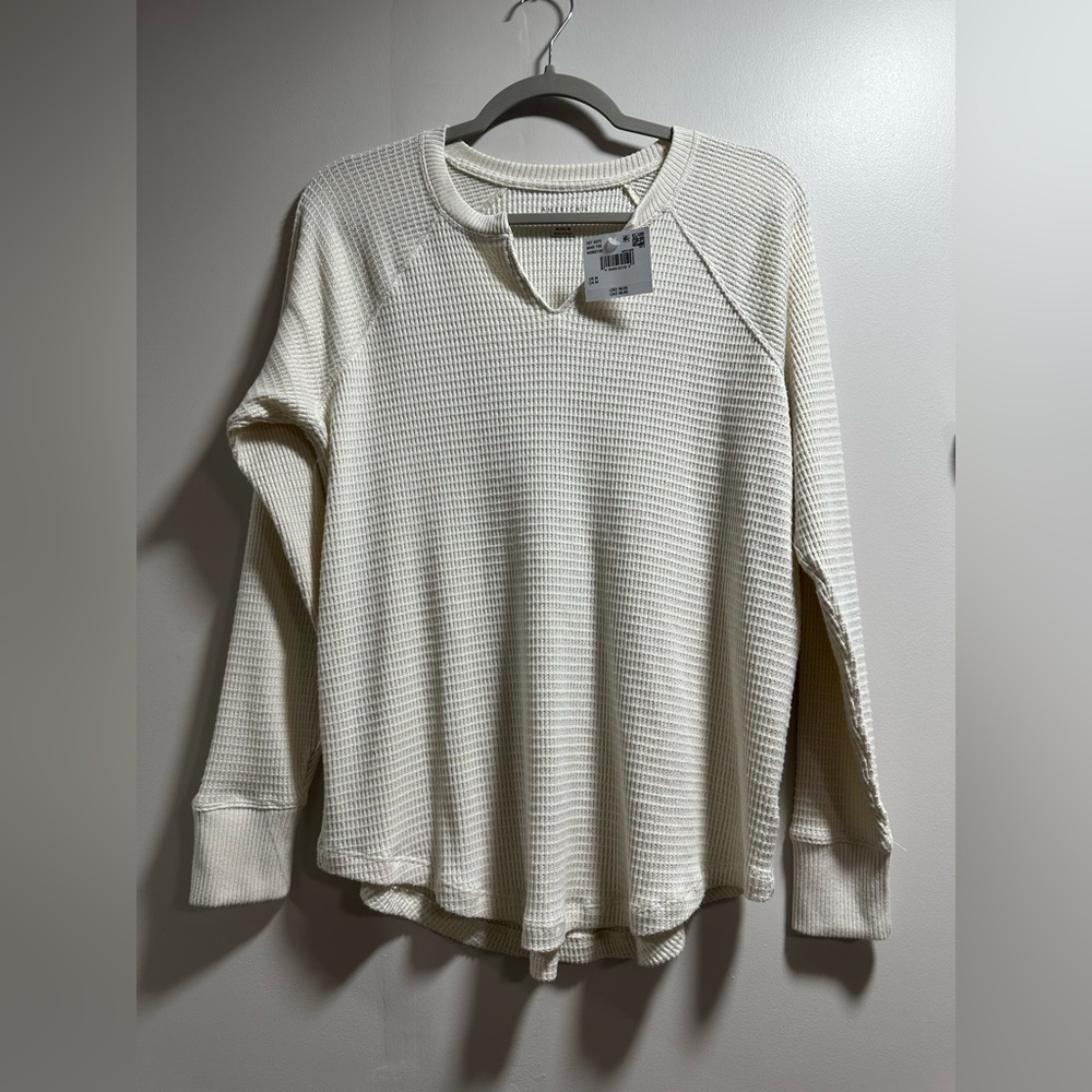 American Eagle Outfitters Cream Waffle Scoop-Notch Long Sleeve Pullover